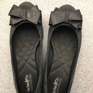 Coach and Four Gray Flats. Size 8.5.